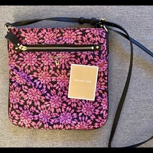 COPY - Michael Kors nylon adjustable north/south crossbody bag!